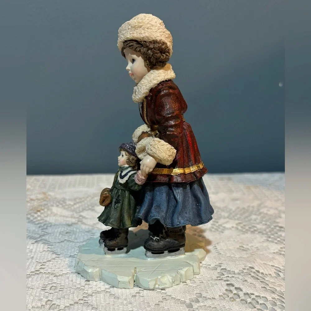 Boyds Bears Yesterdays' Child Dollstone Kristi w/ Nicole Skaters Waltz.